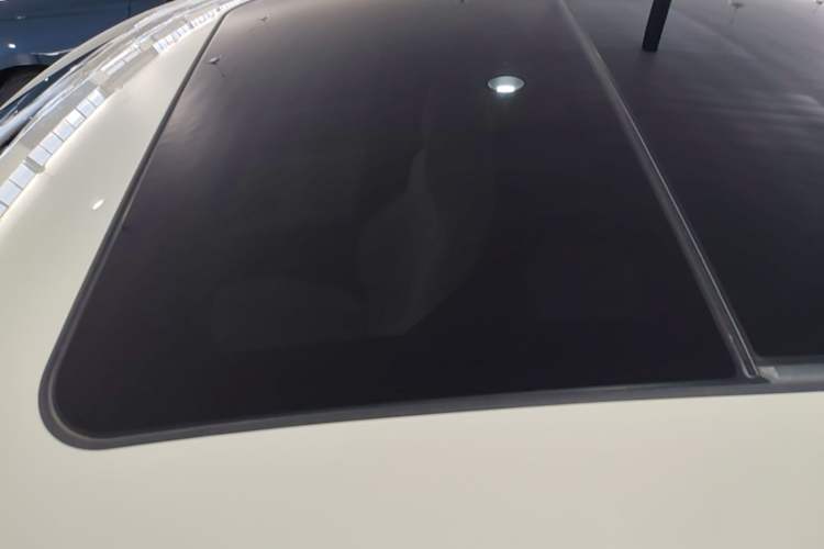 Used BYD Seal 06 New Energy 2024 DM-i 120KM Luxury Model Roof