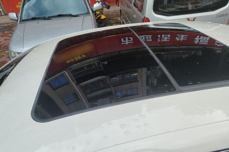 Used BYD Seal 06 New Energy 2024 DM-i 120KM Luxury Model Roof