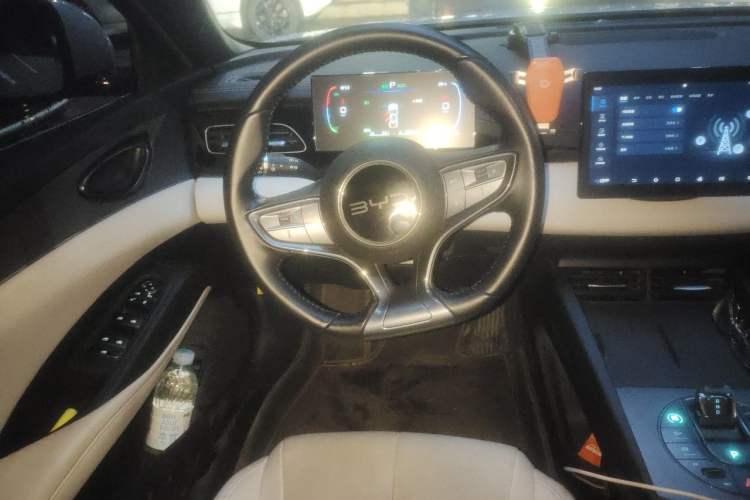 Used BYD Seal 06 New Energy 2024 DM-i 80KM Luxury Model Steering Wheel