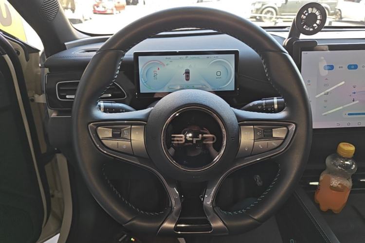 Used BYD Seal 06 New Energy 2024 DM-i 120KM Prestige Model Steering Wheel