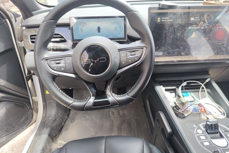 Used BYD Seal 06 New Energy 2024 DM-i 120KM Prestige Model Steering Wheel