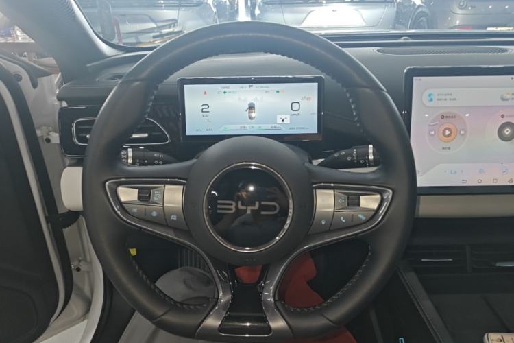 Used BYD Seal 06 New Energy 2024 DM-i 120KM Luxury Model Steering Wheel