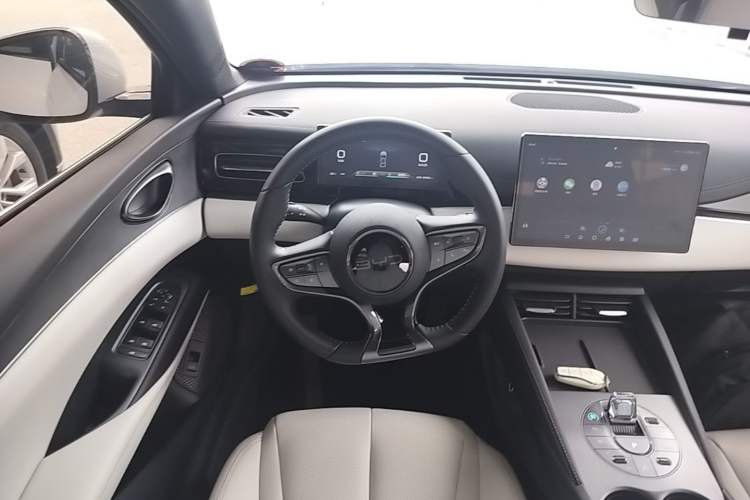 Used BYD Seal 06 New Energy 2024 DM-i 80KM Prestige Model Steering Wheel