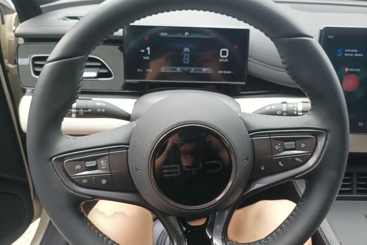 Used BYD Seal 06 New Energy 2024 DM-i 80KM Prestige Model Steering Wheel