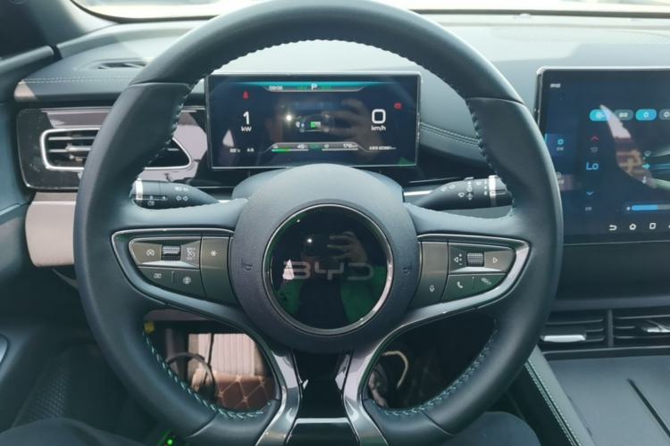 Used BYD Seal 06 New Energy 2024 DM-i 120KM Prestige Model Steering Wheel