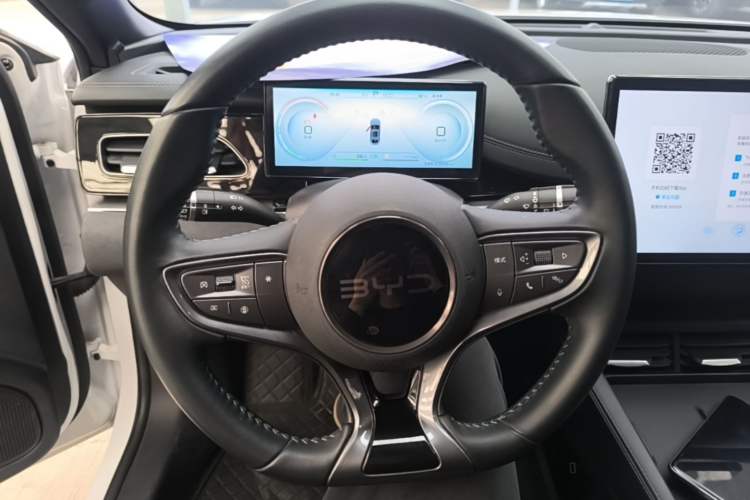 Used BYD Seal 06 New Energy 2024 DM-i 80KM Prestige Model Steering Wheel