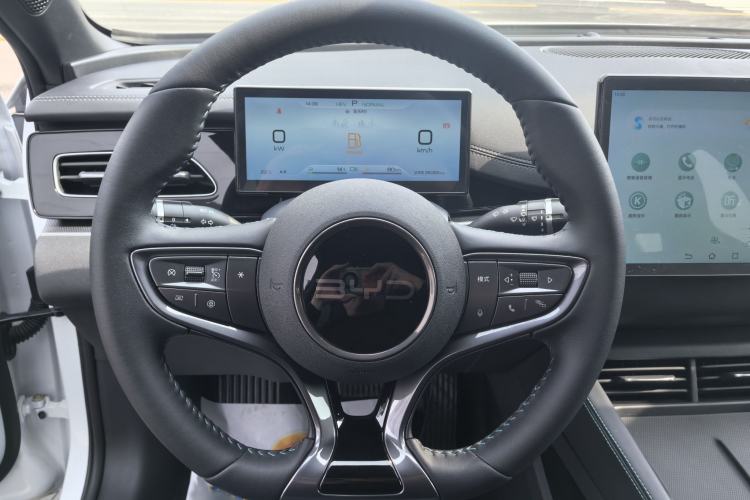 Used BYD Seal 06 New Energy 2024 DM-i 80KM Prestige Model Steering Wheel