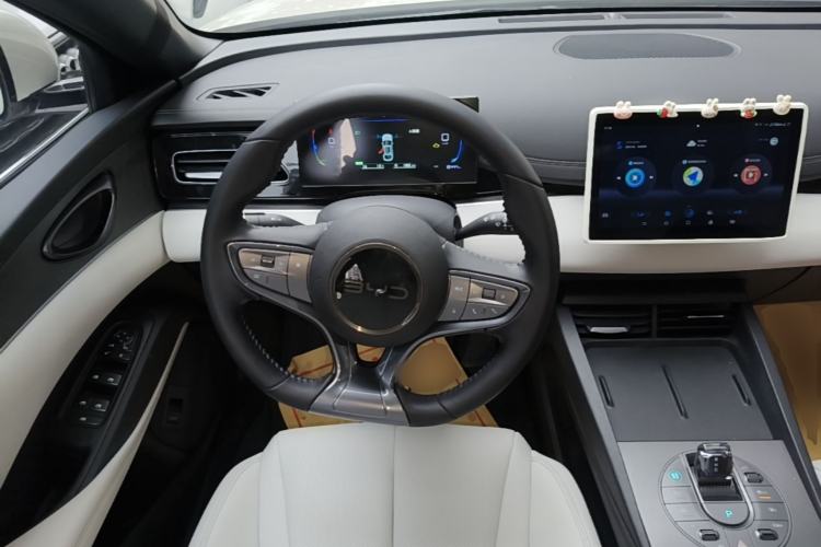 Used BYD Seal 06 New Energy 2024 DM-i 80KM Luxury Model Steering Wheel