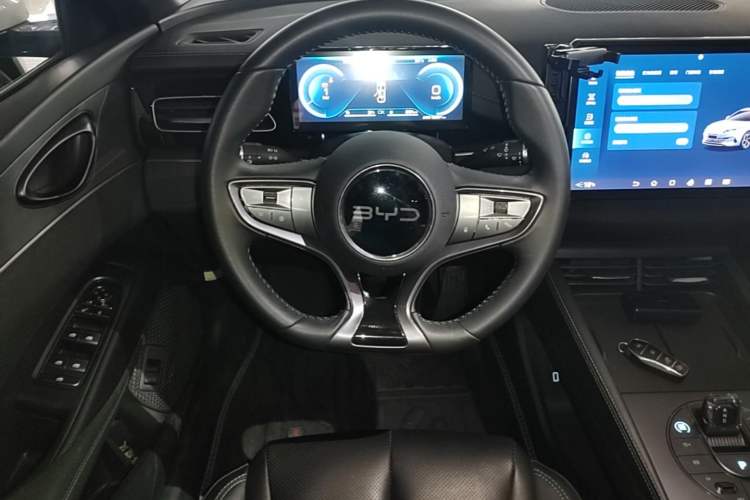 Used BYD Seal 06 New Energy 2024 DM-i 80KM Prestige Model Steering Wheel