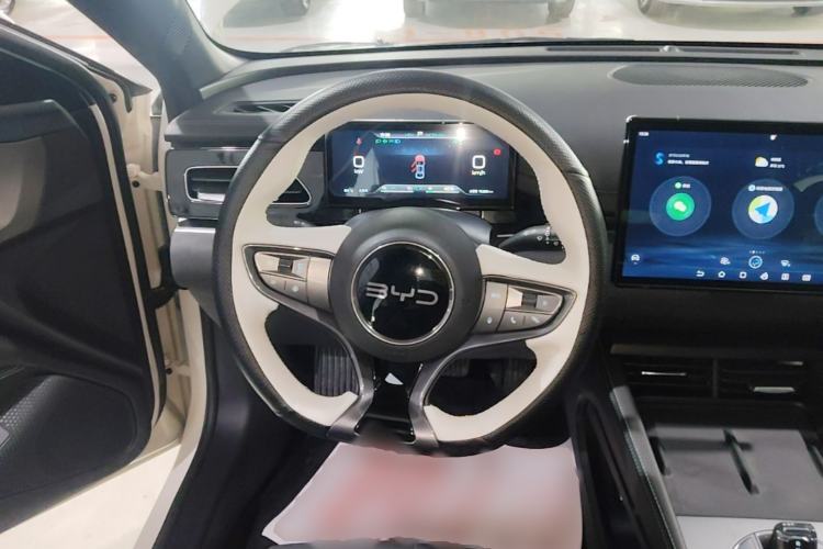 Used BYD Seal 06 New Energy 2024 DM-i 80KM Prestige Model Steering Wheel