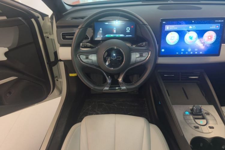 Used BYD Seal 06 New Energy 2024 DM-i 120KM Prestige Model Steering Wheel