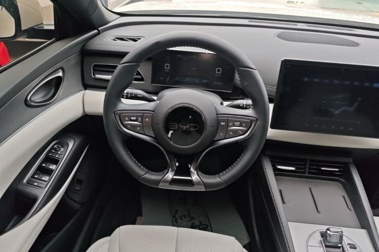 Used BYD Seal 06 New Energy 2024 DM-i 80KM Prestige Model Steering Wheel