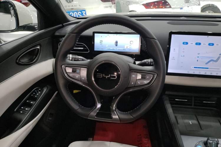Used BYD Seal 06 New Energy 2024 DM-i 120KM Luxury Model Steering Wheel