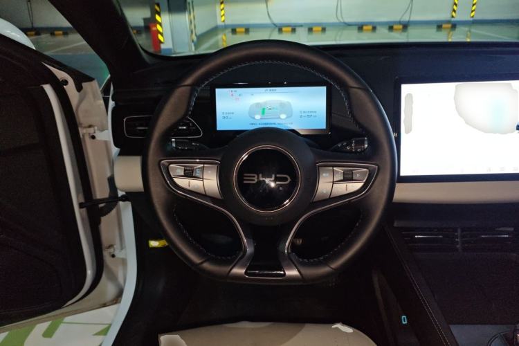 Used BYD Seal 06 New Energy 2024 DM-i 80KM Prestige Model Steering Wheel