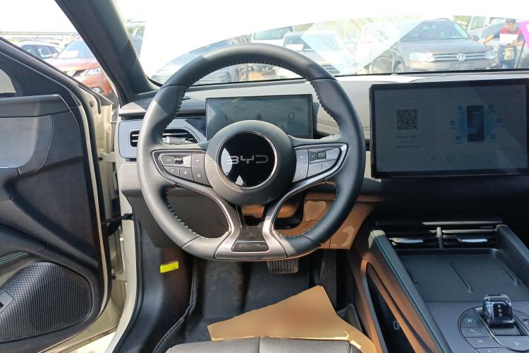 Used BYD Seal 06 New Energy 2024 DM-i 120KM Luxury Model Steering Wheel