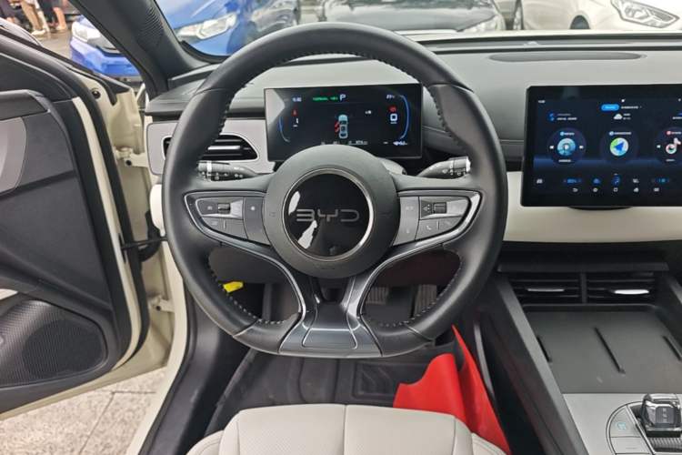 Used BYD Seal 06 New Energy 2024 DM-i 80KM Luxury Model Steering Wheel