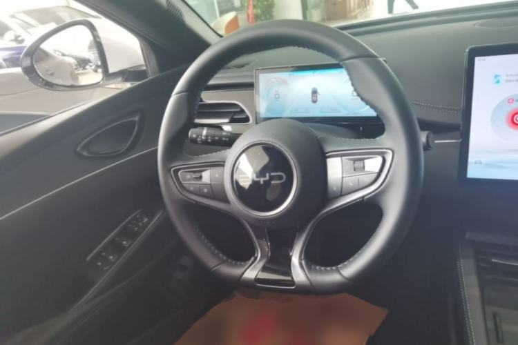 Used BYD Seal 06 New Energy 2024 DM-i 80KM Prestige Model Steering Wheel