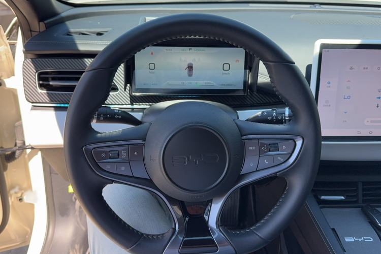 Used BYD Seal 06 New Energy 2024 DM-i 120KM Prestige Model Steering Wheel