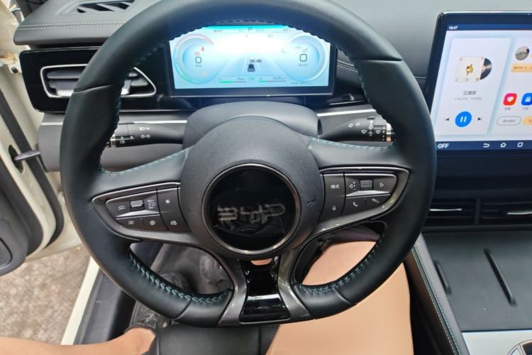 Used BYD Seal 06 New Energy 2024 DM-i 120KM Luxury Model Steering Wheel
