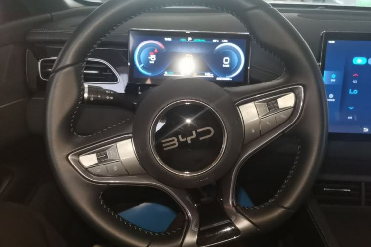 Used BYD Seal 06 New Energy 2024 DM-i 80KM Prestige Model Steering Wheel
