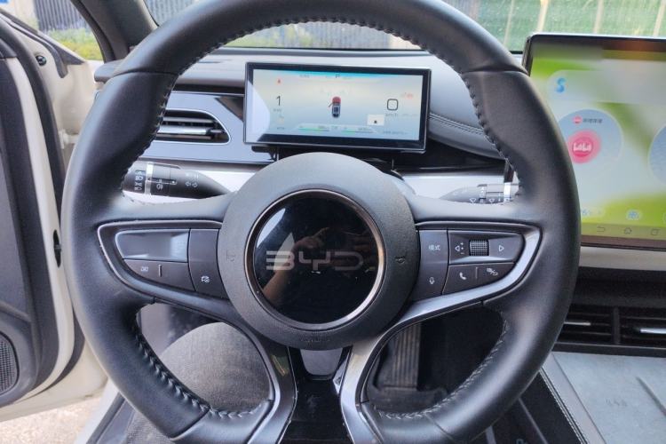 Used BYD Seal 06 New Energy 2024 DM-i 120KM Flagship Model Steering Wheel