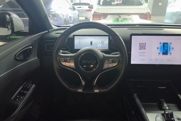 Used BYD Seal 06 New Energy 2024 DM-i 120KM Luxury Model Steering Wheel