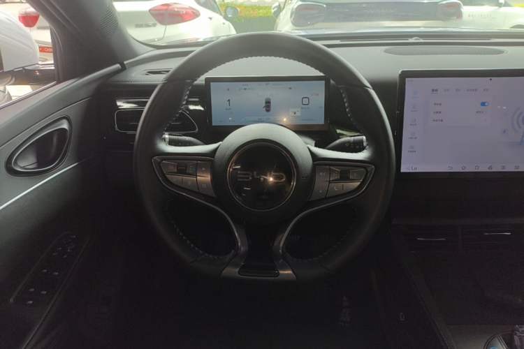 Used BYD Seal 06 New Energy 2024 DM-i 120KM Luxury Model Steering Wheel