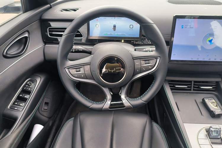 Used BYD Seal 06 New Energy 2024 DM-i 120KM Prestige Model Steering Wheel