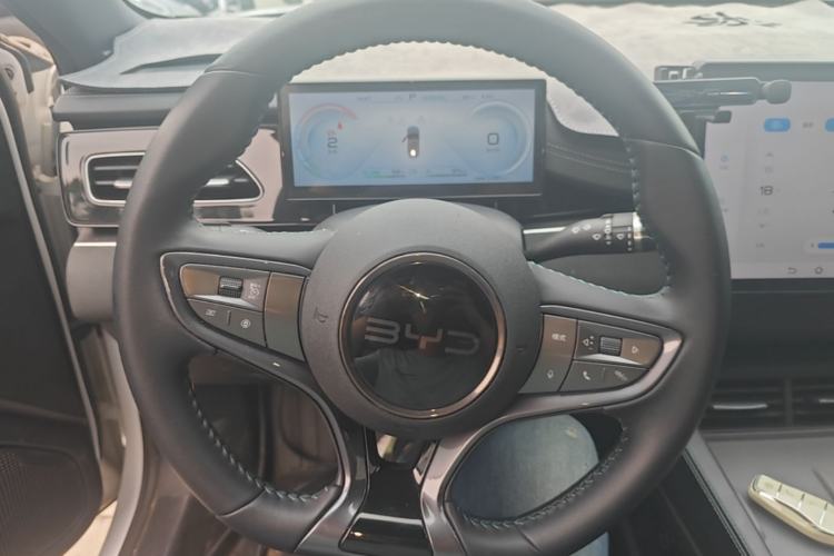 Used BYD Seal 06 New Energy 2024 DM-i 120KM Prestige Model Steering Wheel