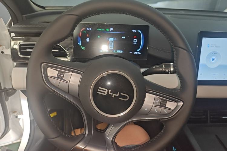 Used BYD Seal 06 New Energy 2024 DM-i 80KM Luxury Model Steering Wheel