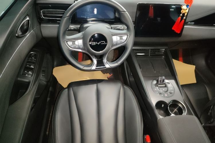 Used BYD Seal 06 New Energy 2024 DM-i 120KM Luxury Model Steering Wheel