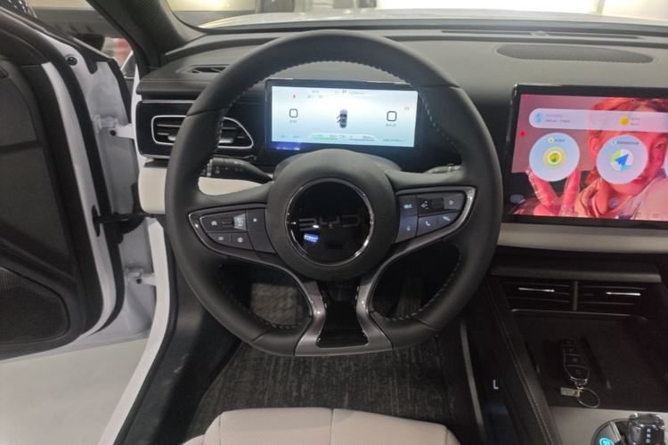Used BYD Seal 06 New Energy 2024 DM-i 120KM Prestige Model Steering Wheel