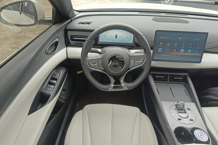 Used BYD Seal 06 New Energy 2024 DM-i 120KM Prestige Model Steering Wheel
