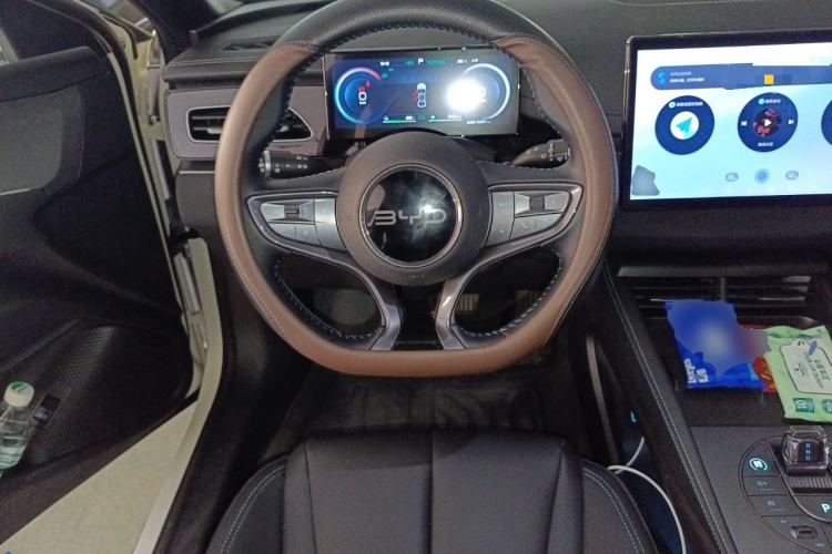 Used BYD Seal 06 New Energy 2024 DM-i 120KM Prestige Model Steering Wheel