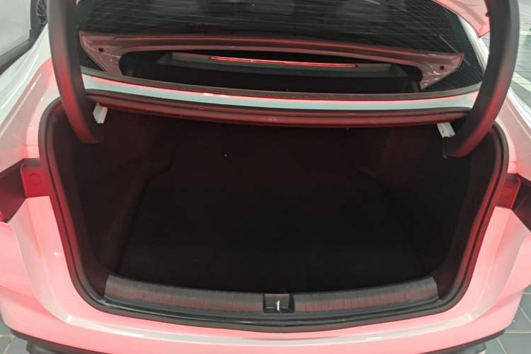 Used BYD Seal 06 New Energy 2024 DM-i 120KM Prestige Model Trunk