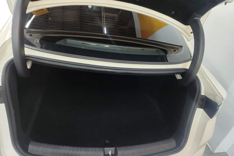 Used BYD Seal 06 New Energy 2024 DM-i 120KM Prestige Model Trunk