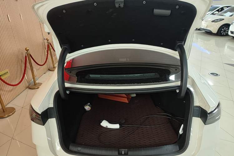 Used BYD Seal 06 New Energy 2024 DM-i 80KM Luxury Model Trunk