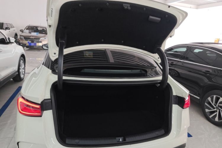 Used BYD Seal 06 New Energy 2024 DM-i 120KM Luxury Model Trunk