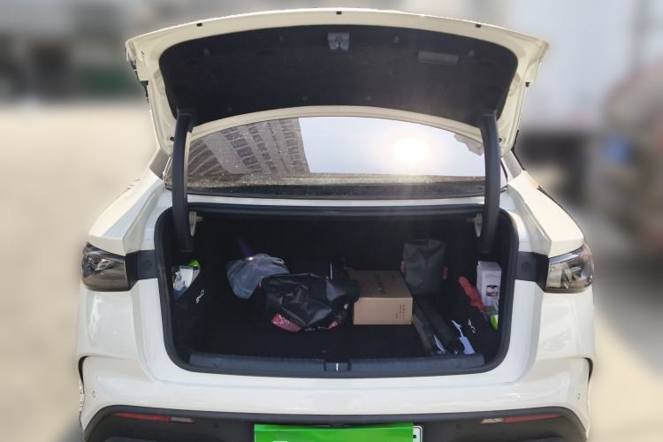 Used BYD Seal 06 New Energy 2024 DM-i 80KM Luxury Model Trunk