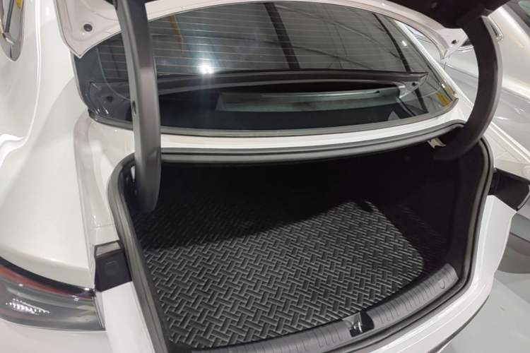 Used BYD Seal 06 New Energy 2024 DM-i 80KM Prestige Model Trunk