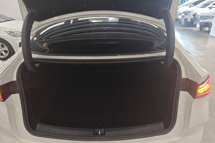 Used BYD Seal 06 New Energy 2024 DM-i 120KM Prestige Model Trunk