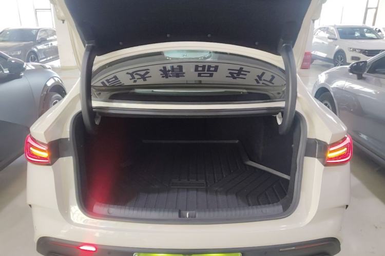 Used BYD Seal 06 New Energy 2024 DM-i 120KM Flagship Model Trunk