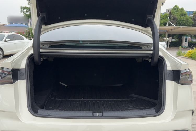 Used BYD Seal 06 New Energy 2024 DM-i 80KM Prestige Model Trunk