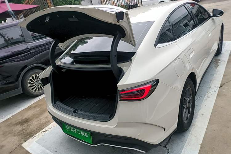 Used BYD Seal 06 New Energy 2024 DM-i 80KM Luxury Model Trunk