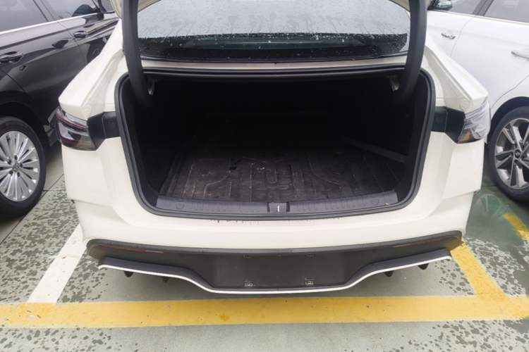 Used BYD Seal 06 New Energy 2024 DM-i 120KM Prestige Model Trunk