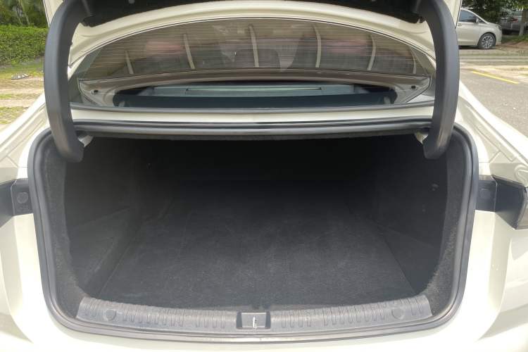 Used BYD Seal 06 New Energy 2024 DM-i 80KM Luxury Model Trunk