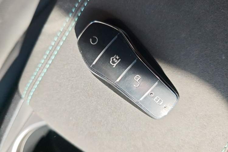 Used BYD Seal 06 New Energy 2024 DM-i 120KM Luxury Model Vehicle Key
