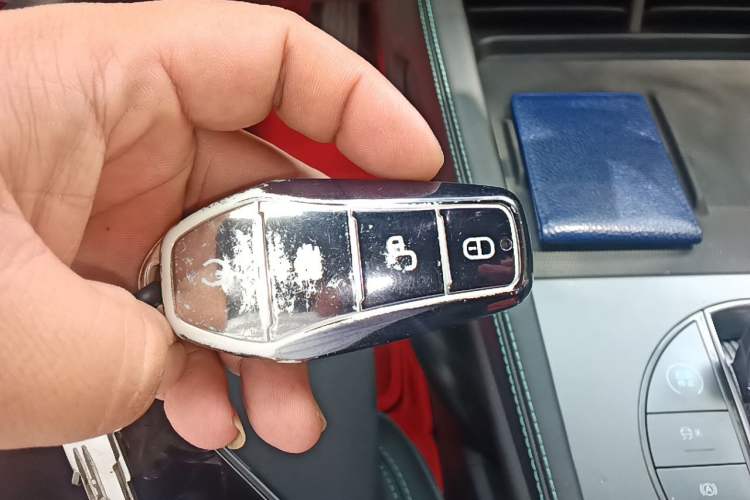 Used BYD Seal 06 New Energy 2024 DM-i 120KM Prestige Model Vehicle Key