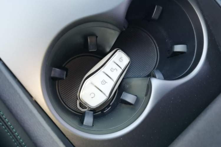 Used BYD Seal 06 New Energy 2024 DM-i 120KM Prestige Model Vehicle Key