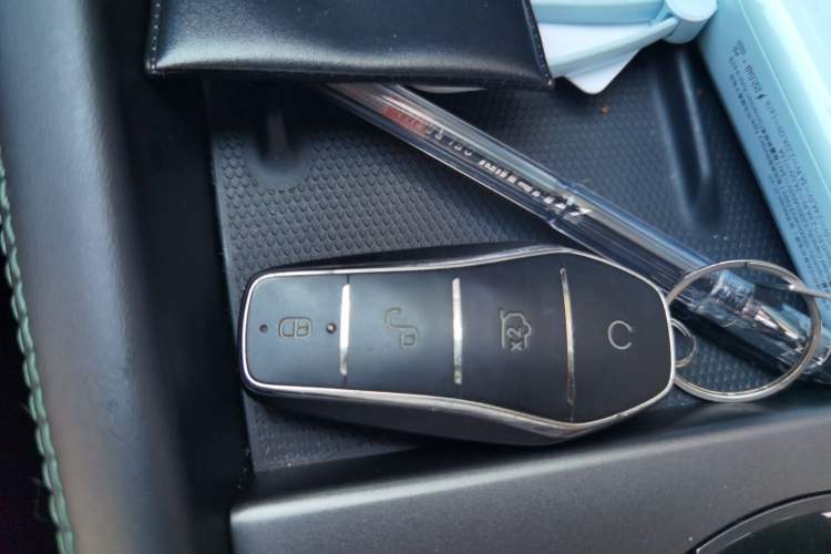 Used BYD Seal 06 New Energy 2024 DM-i 80KM Prestige Model Vehicle Key